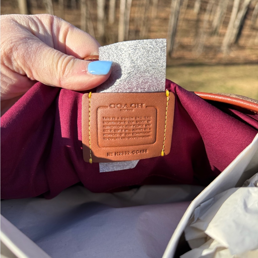 Coach Cary Crossbody NWT in Signature Canvas Rust/Cognac w/Coach Dustbag - Picture 3 of 3